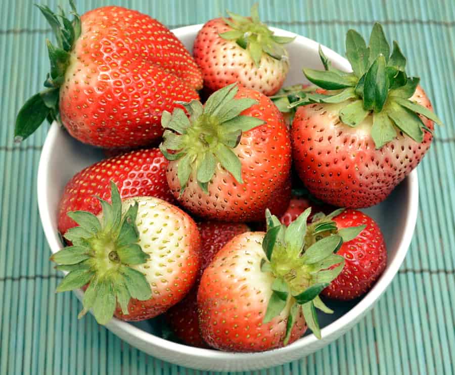 How to Sweeten Under Ripe or Sour Strawberries - Crafty Cooking Mama